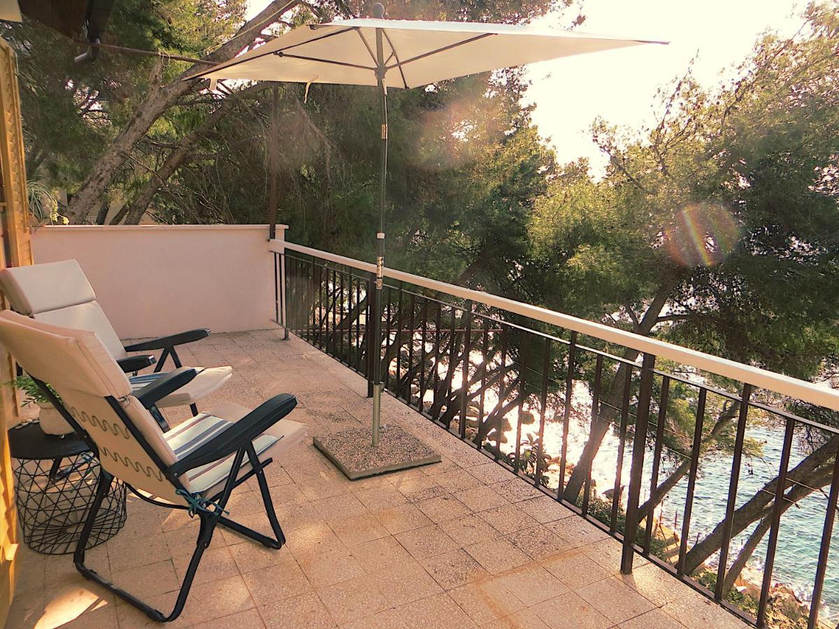 Villa V, 4-Star 2-Floor 1-Apartment Seaside Property With Great Outdoors Prizba Exterior foto